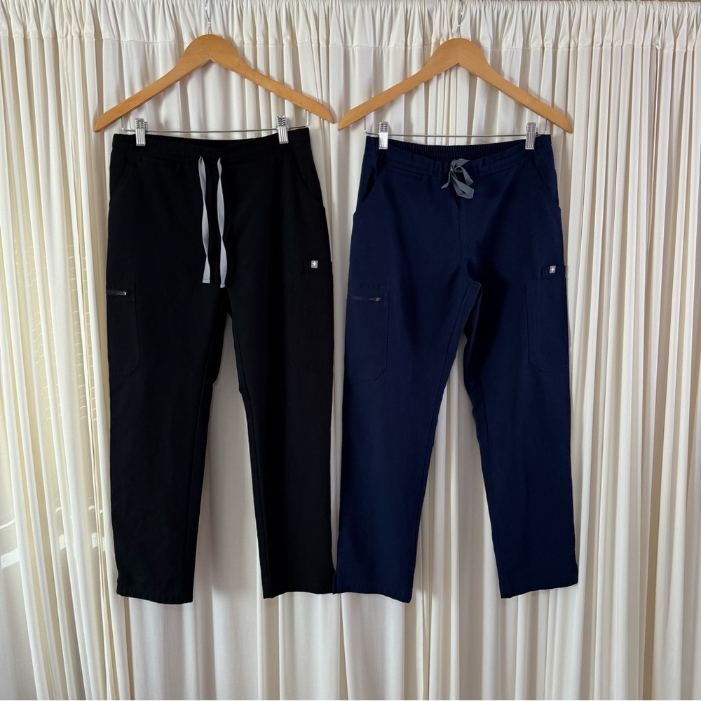 Bundle 2 Women's Figs Yola Skinny Scrub Bottoms‎ Pants Navy/Black Small Petite